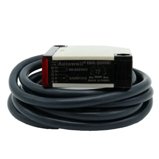 [4881] Sensor Fotoeléctrico Proximidad Obstáculos E3JK-DS30M1 30cm 250V AC IP64